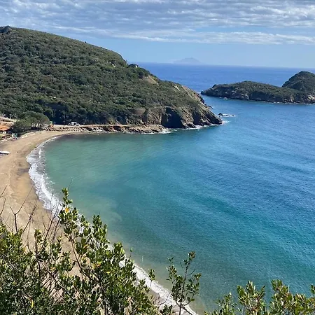 Beautiful Bilo For 2 Or 3 Pax Closed To The Innamorata