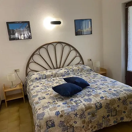 Beautiful Bilo For 2 Or 3 Pax Closed To The Innamorata Palazzo (Livorno)